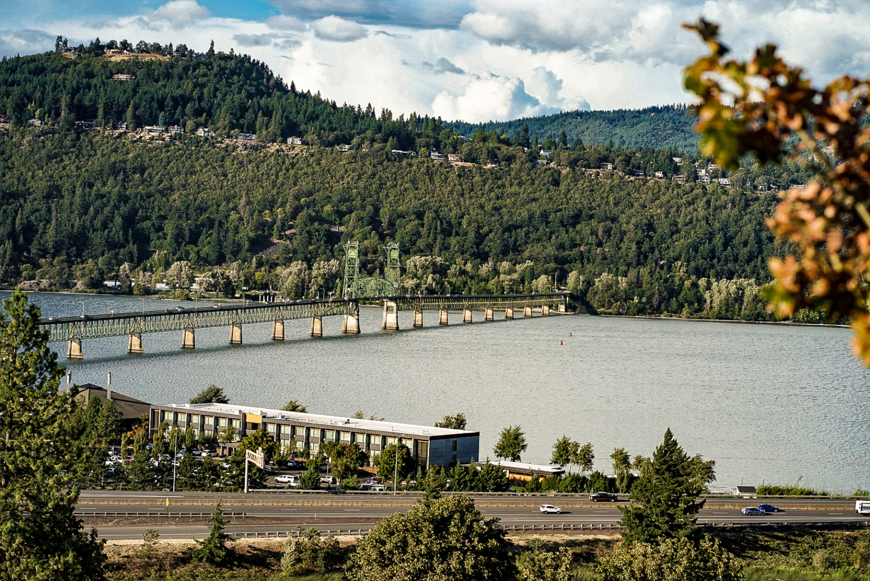 A landscape view of the Columbia River and the Hood River Bridge