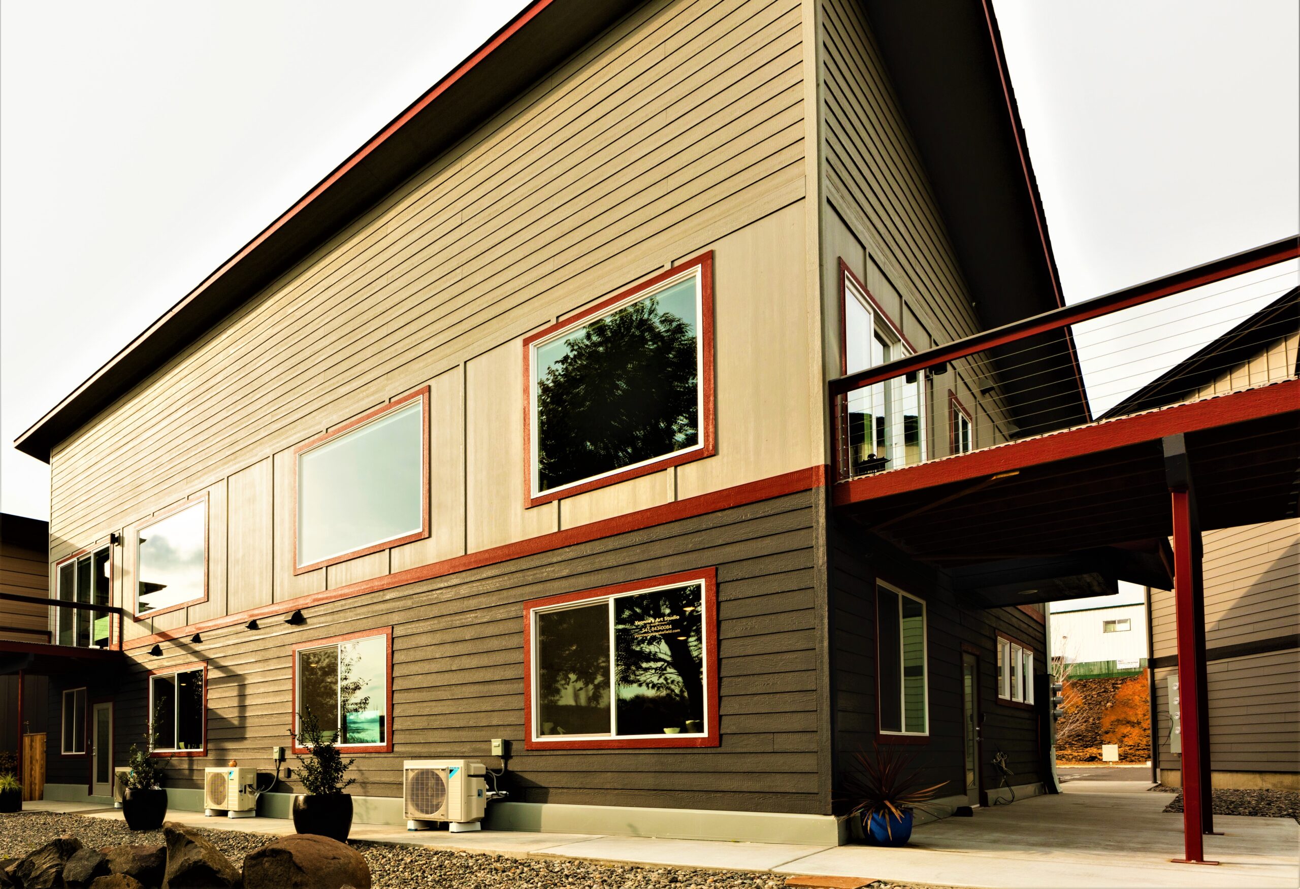 Logo for Yvonne's Art Studio