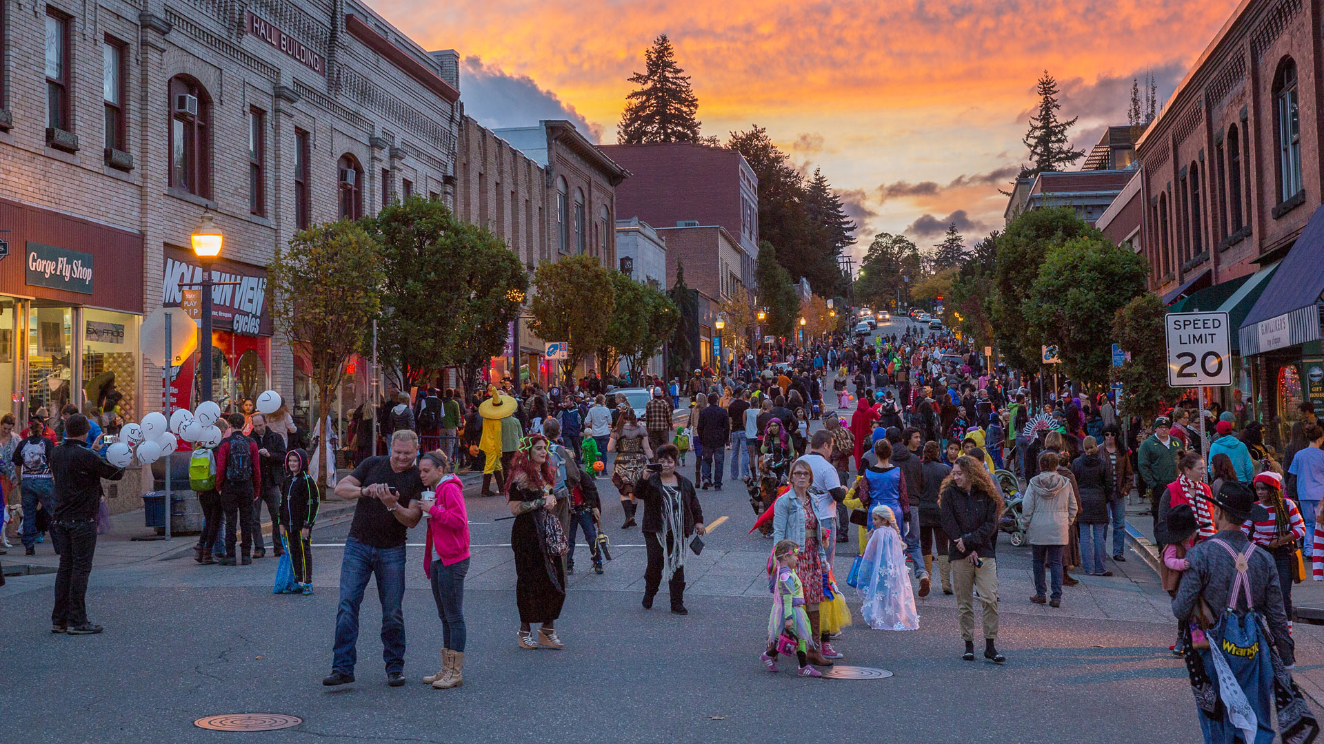 Halloween in Downtown Hood River. Blaine Franger photo